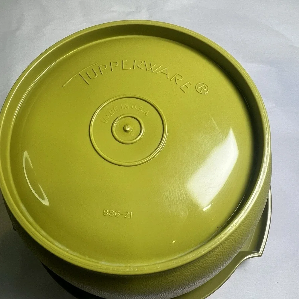 Avocado Tupperware Servalier Storage Bowl 886-21‎ & Matching Lid